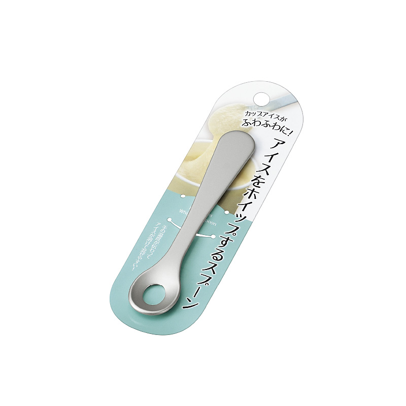 アイスをホイップするスプーン